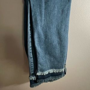 Fun, fringe cropped jeans. Slim fit. LOFT. Size US 26.